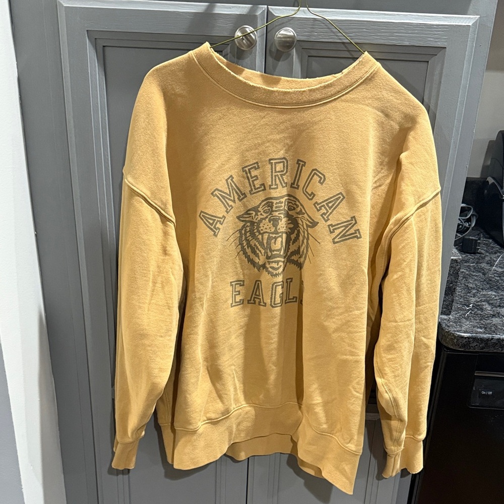 American Eagle Sweatshirt - Women’s Small